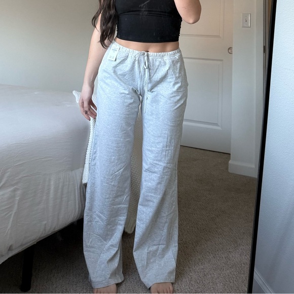 Hollister Pants - NWT Hollister Light Gray Wide Leg Pants